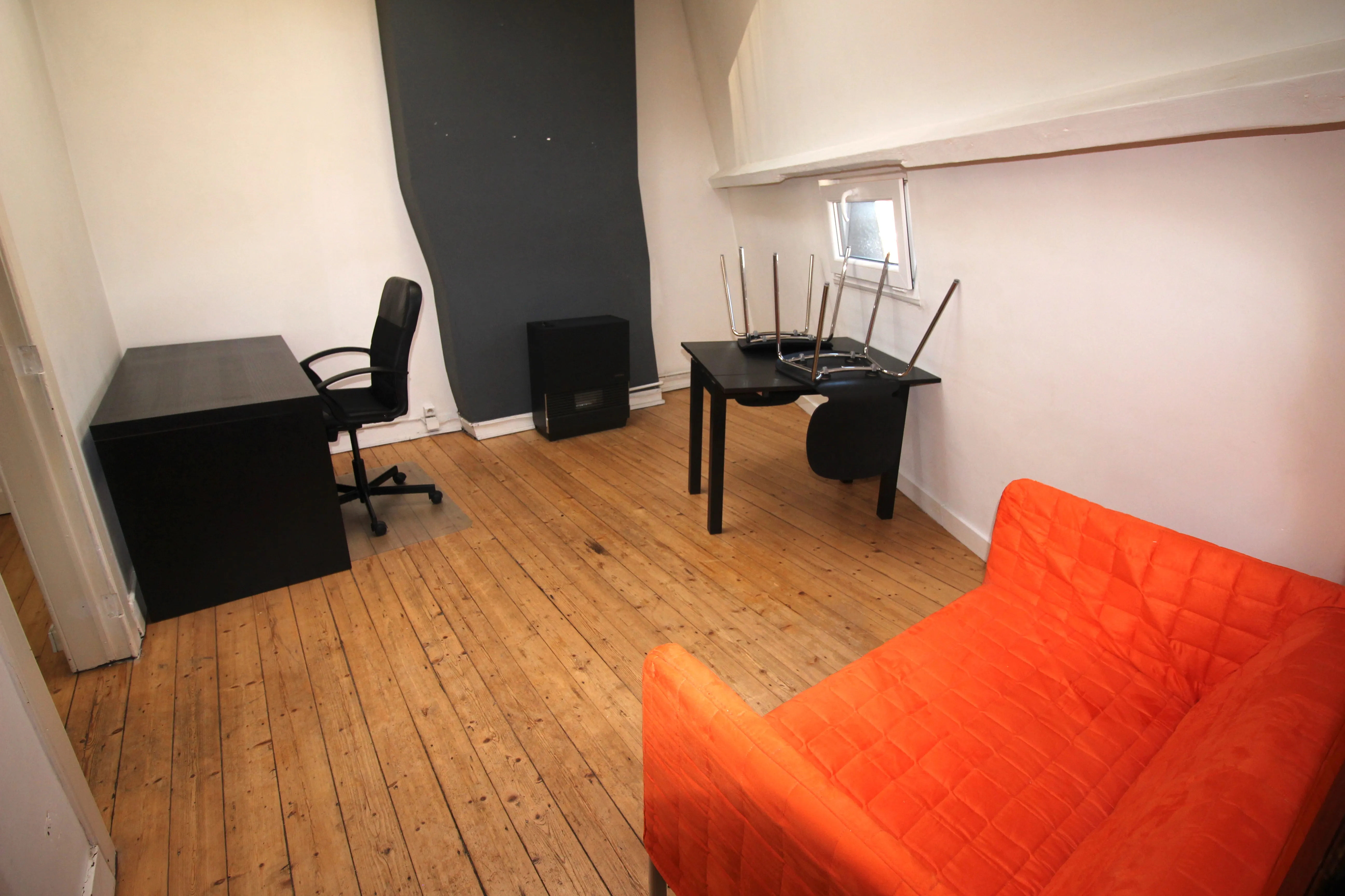 Salon.